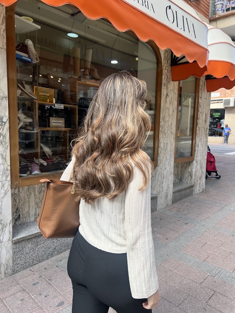 Salon Angela Jaen — Peinado