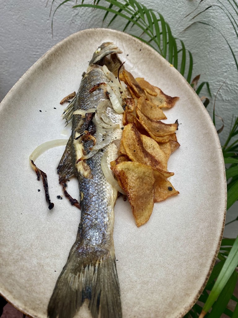 Delirio Gastrobar — Comida y bebida
