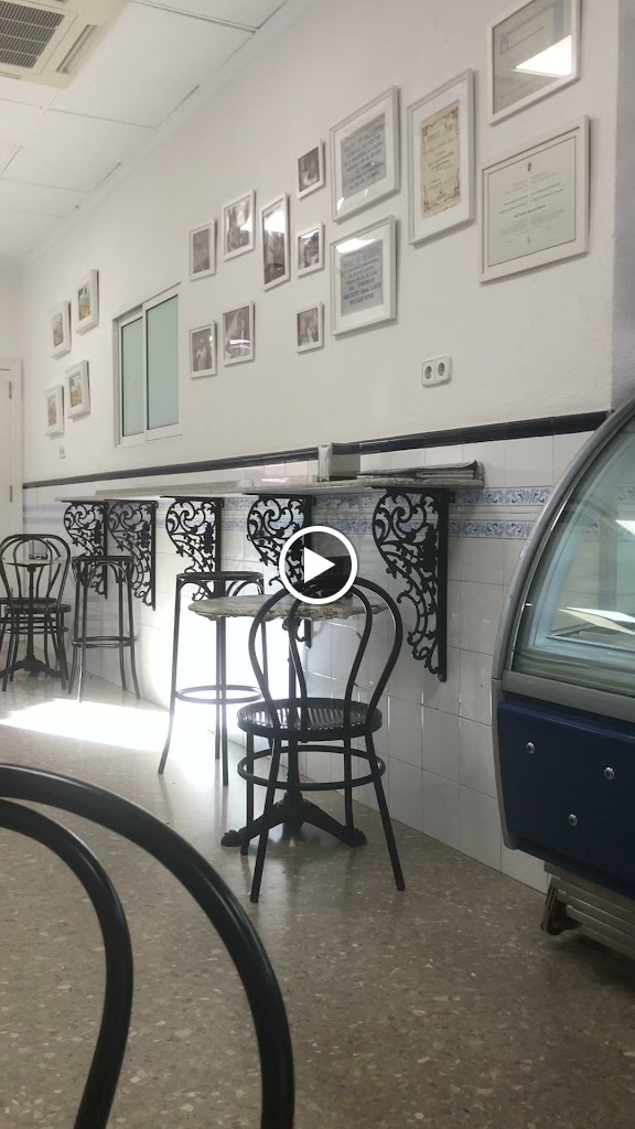 La Caseta Heladeria — Videos