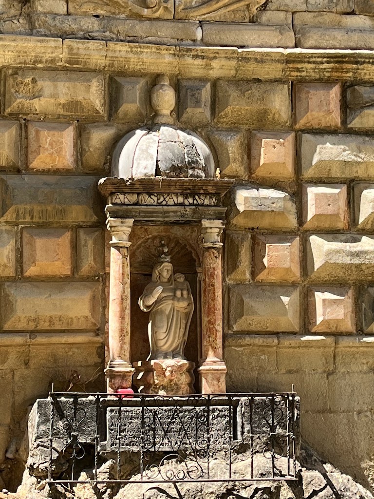 Fuente de la Salud — Todas