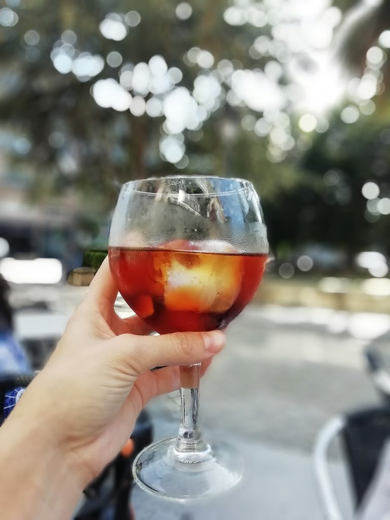 Blu Bar — Comida y bebida
