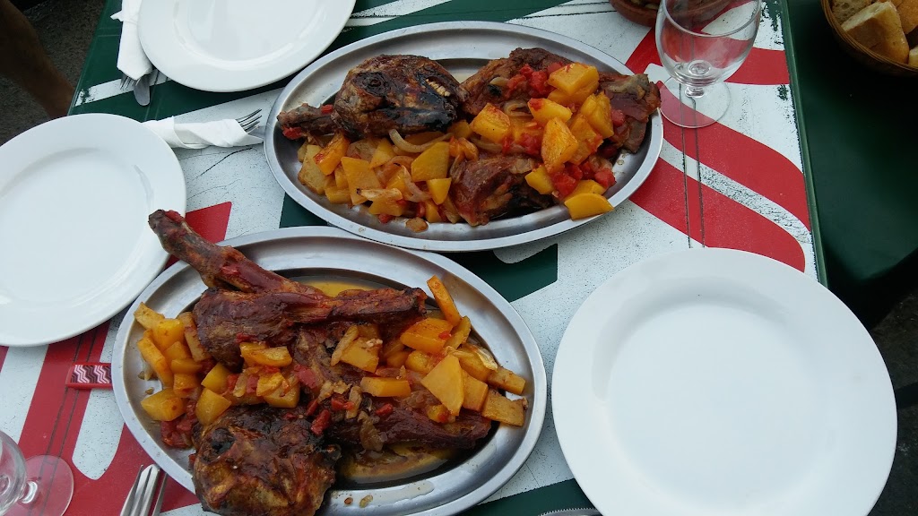 BAR CA TERRY. — Comida y bebida