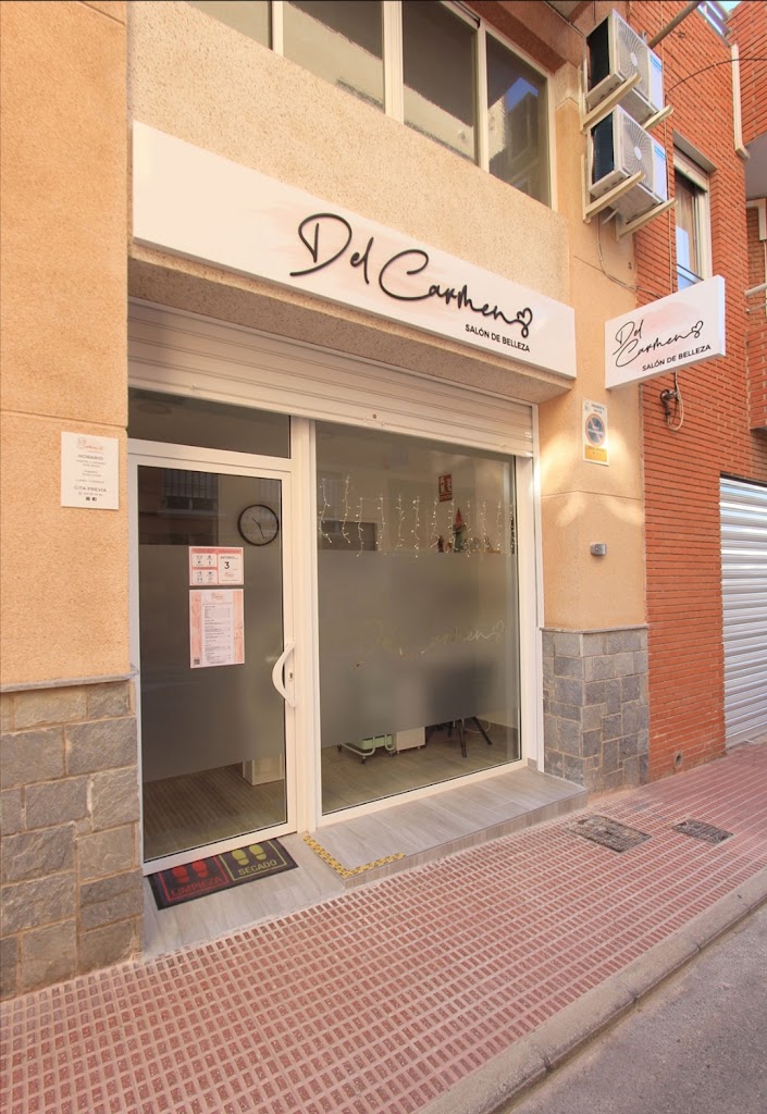 Del Carmen Salon de Belleza — Exterior