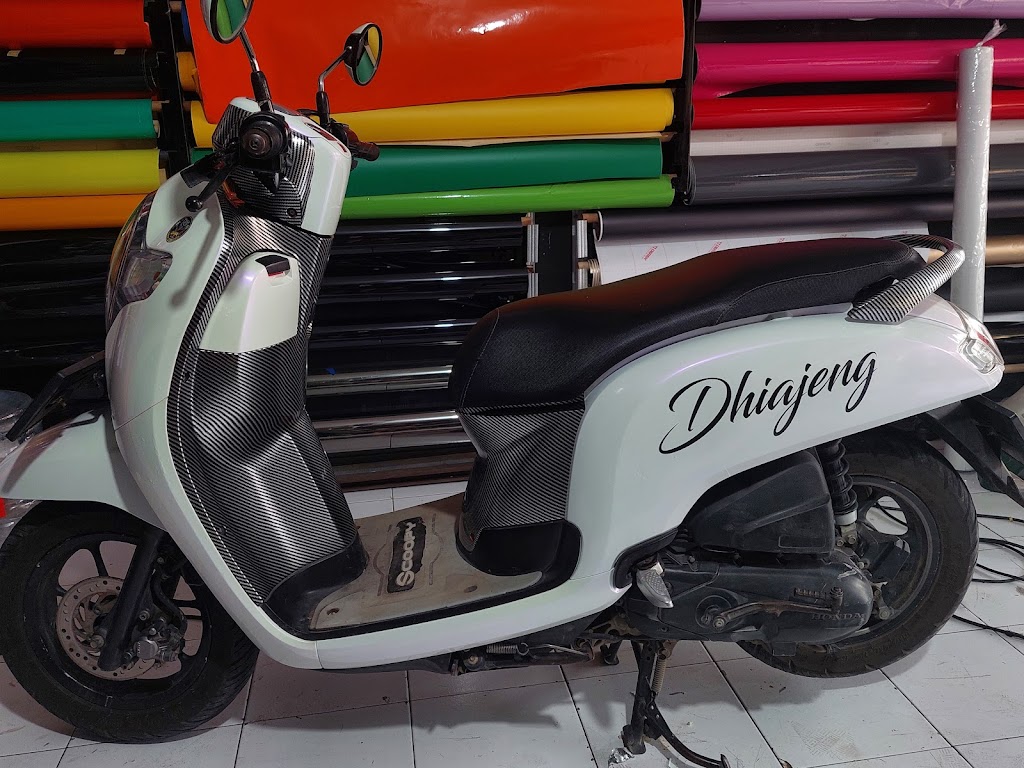 Toko sticker,kaca film dan jok