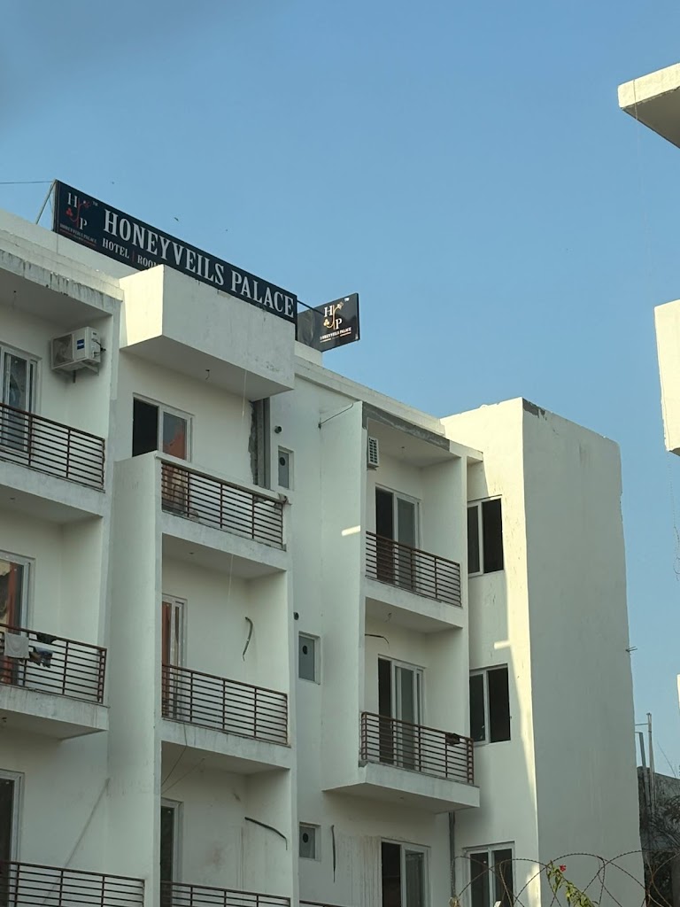 Honeyveils Palace