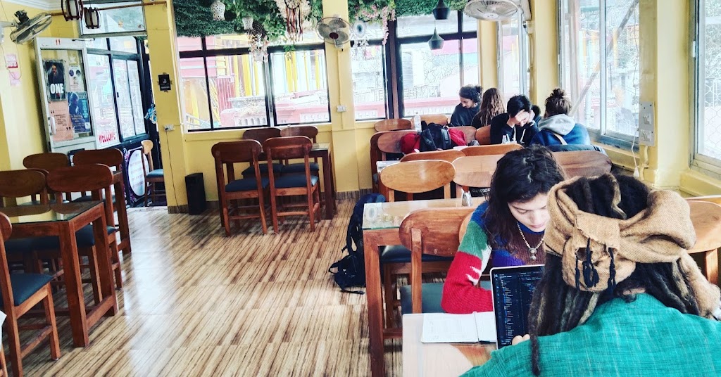 Himalayan Restaurant Cafe