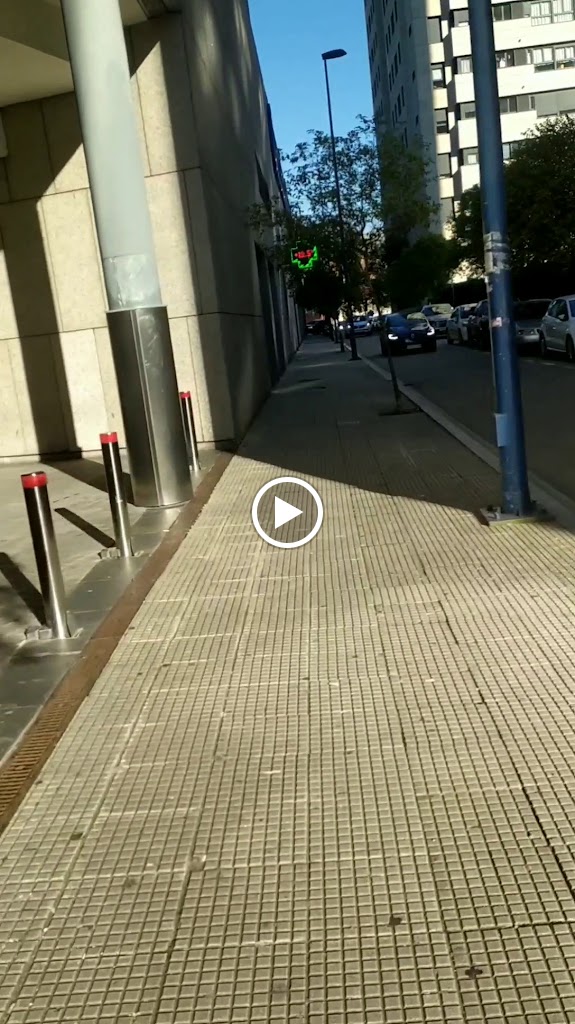 Farmacia Gran Via Vigo — Videos
