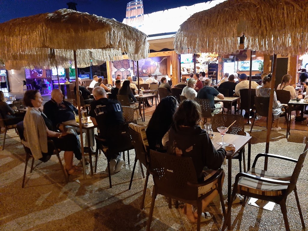 Restaurant La Barrica — Ambiente