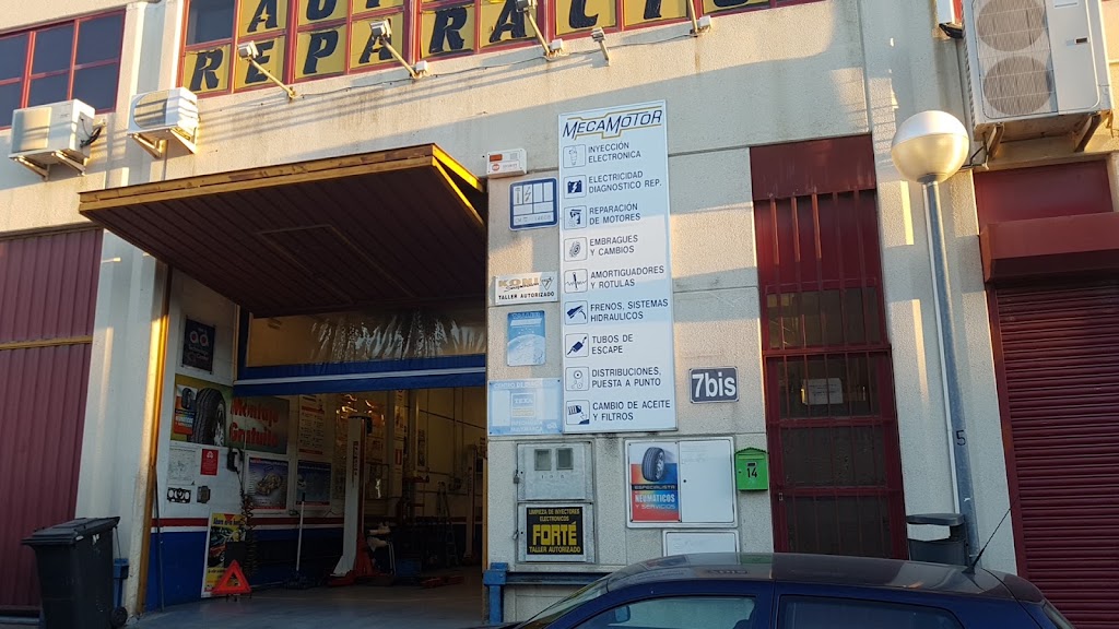 Mecamotor — Exterior