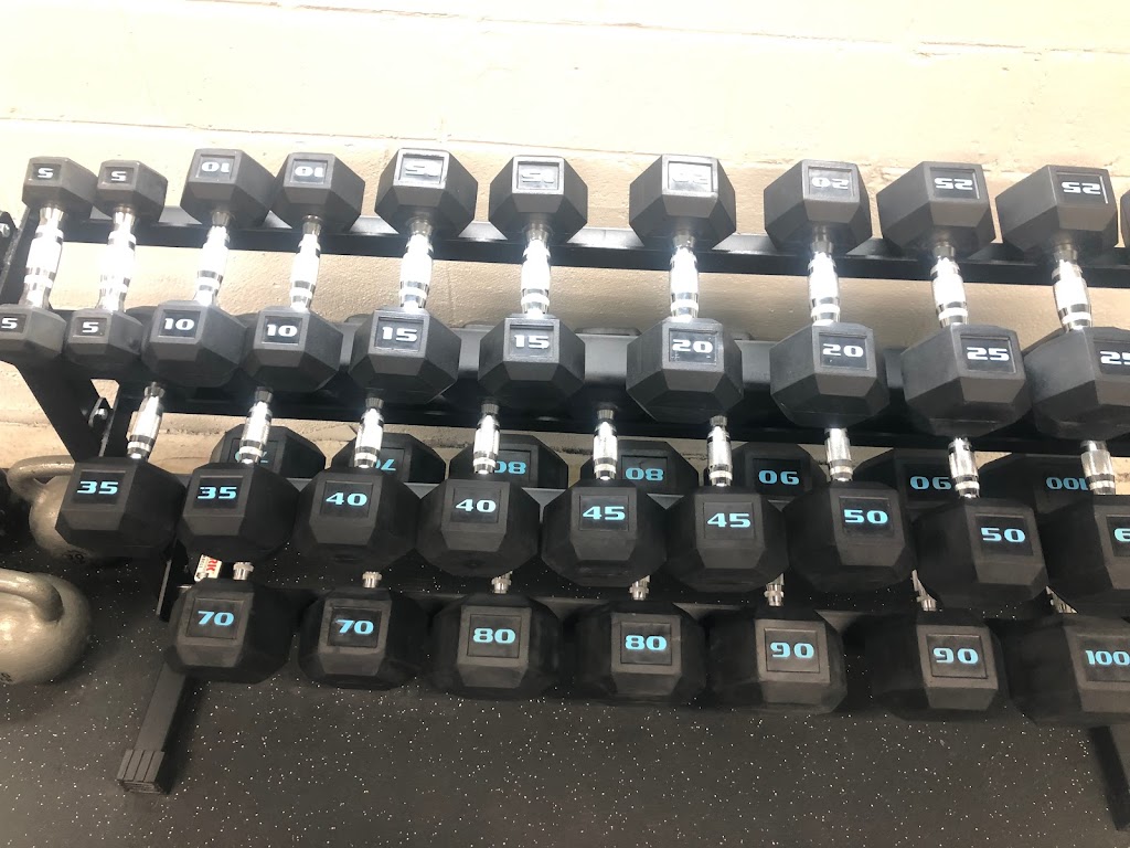  Melly Athletic Performance