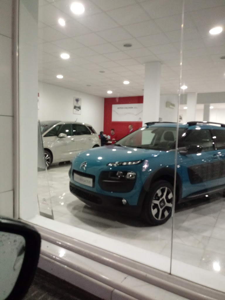 Autos Colchon, S.L. — Interior