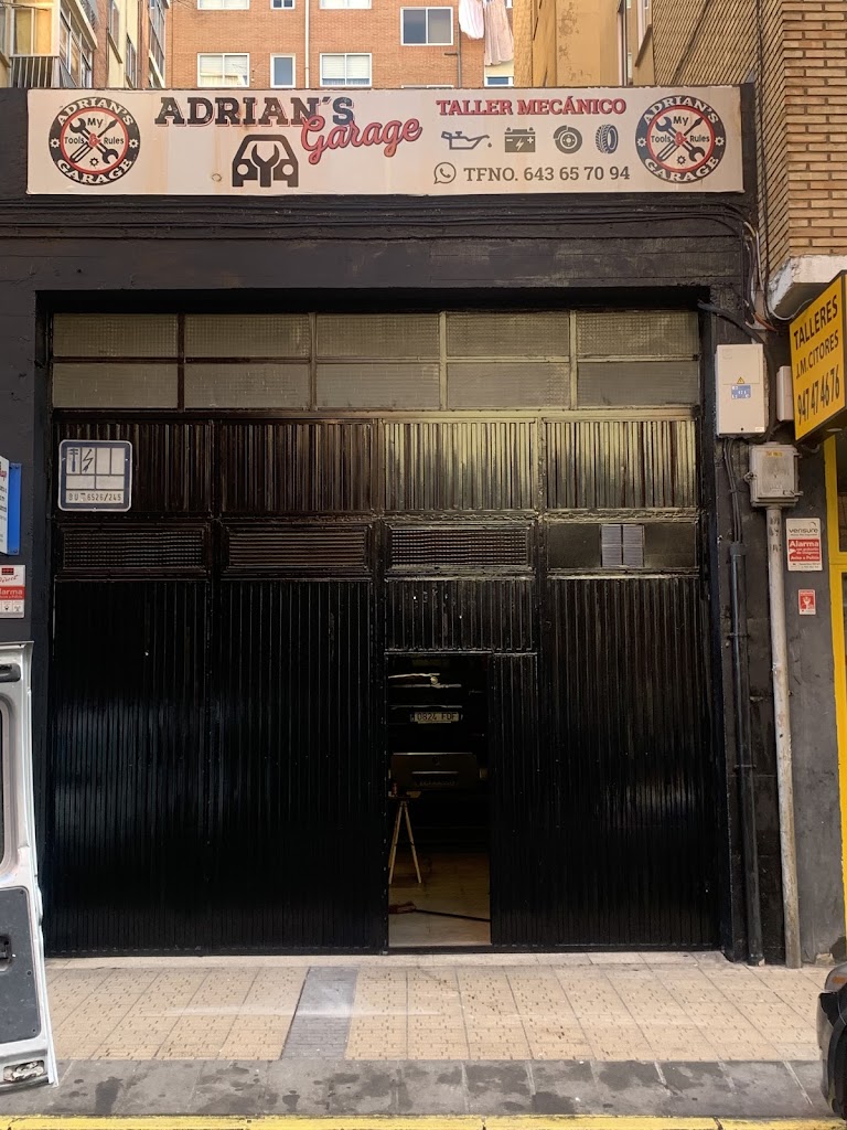 Adrian's Garage — Exterior