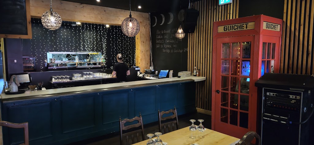L'Éphémère Resto-Bar in Victoriaville