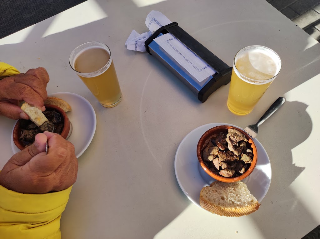 Bar Montecarlo - Avila — Comida y bebida