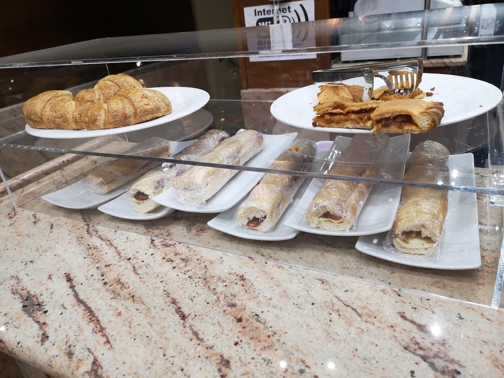 Compostela Dreams CAFE - Bar en San Lazaro — Comida y bebida
