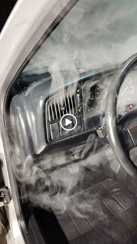 Oasis Del Coche — Videos