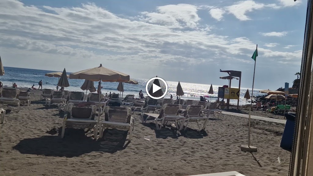 Pa' aca y pa' alla — Videos