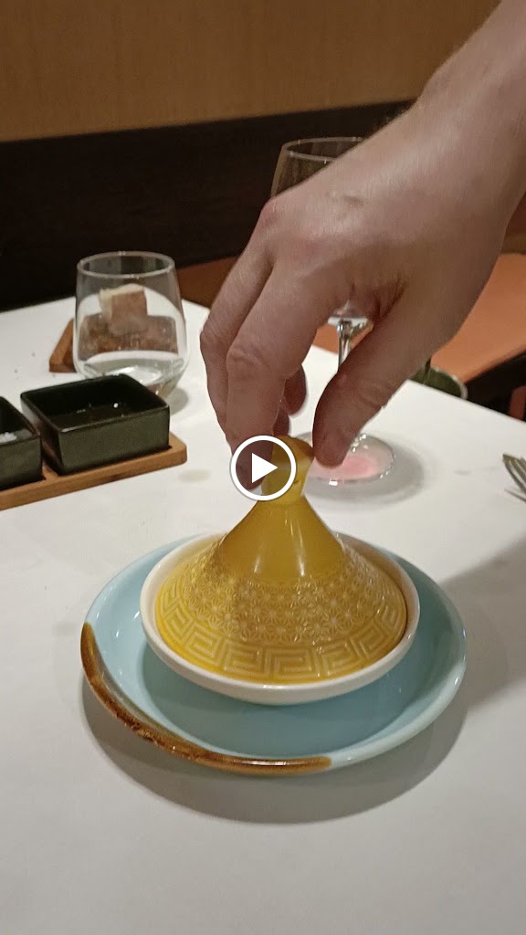 Mirko Carturan Restaurante — Comida y bebida