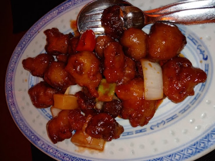 Shang-Hai Restaurant — Comida y bebida