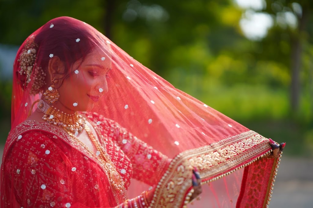 Arya Beauty Care A C