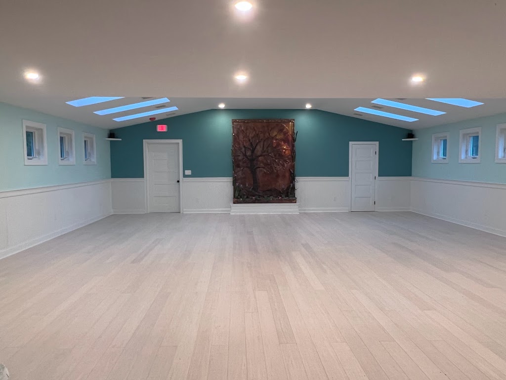  Unplug & Be Mindful Yoga Energy Center