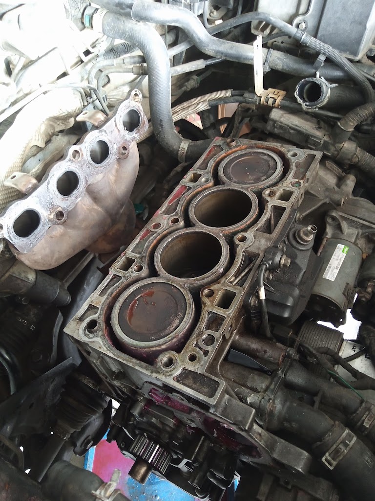 Bengkel Mobil Rowobujel