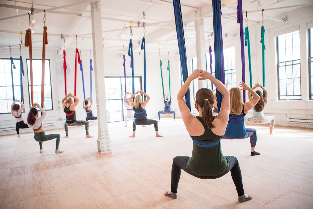 Earth & Aerial Yoga