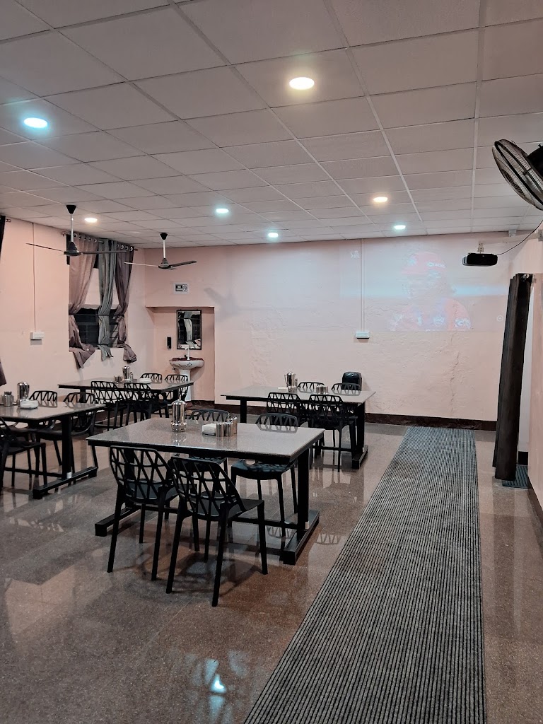 Savji S Sanman Hotel