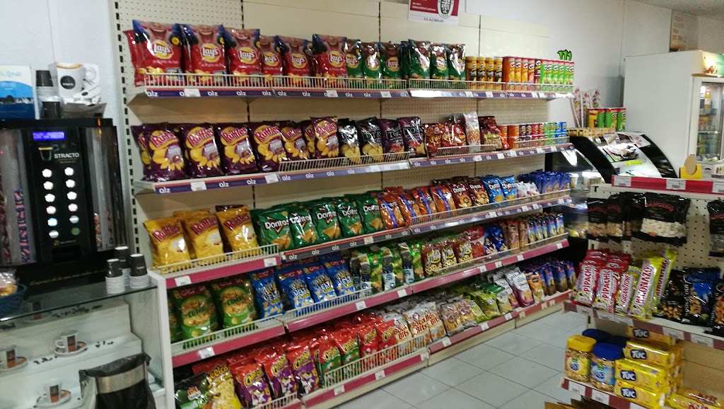 Estacion de Servicio Repsol — Interior