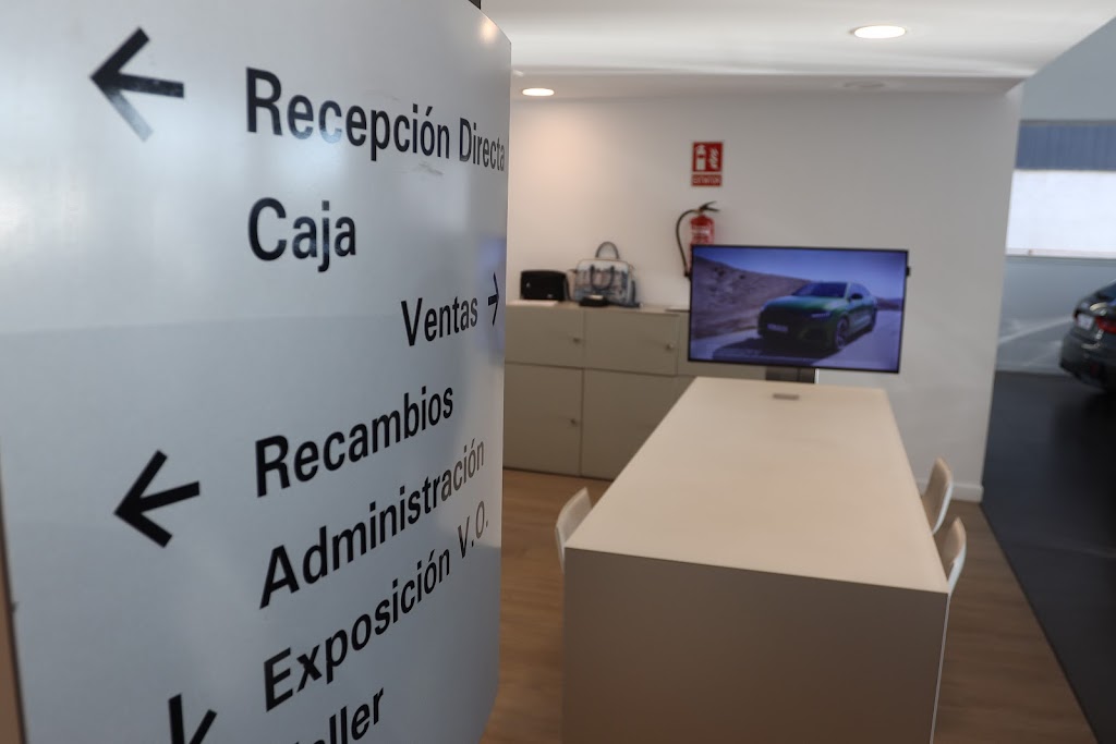 HELMANTICA Audi Zamora