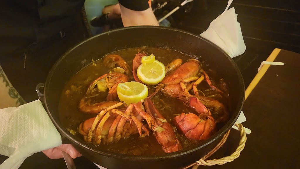 El Rancho Braseria Pizzeria — Paella