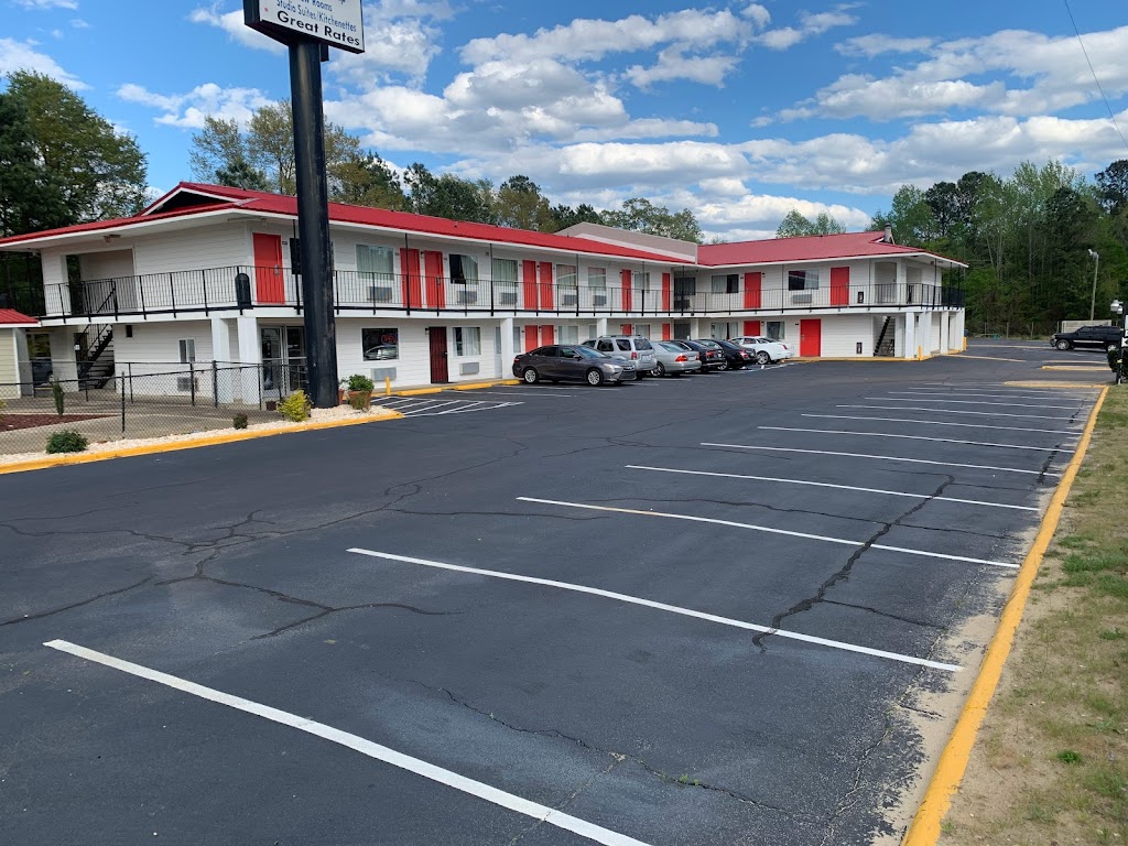 Economy Inn - Motel in Fayetteville , United States of America