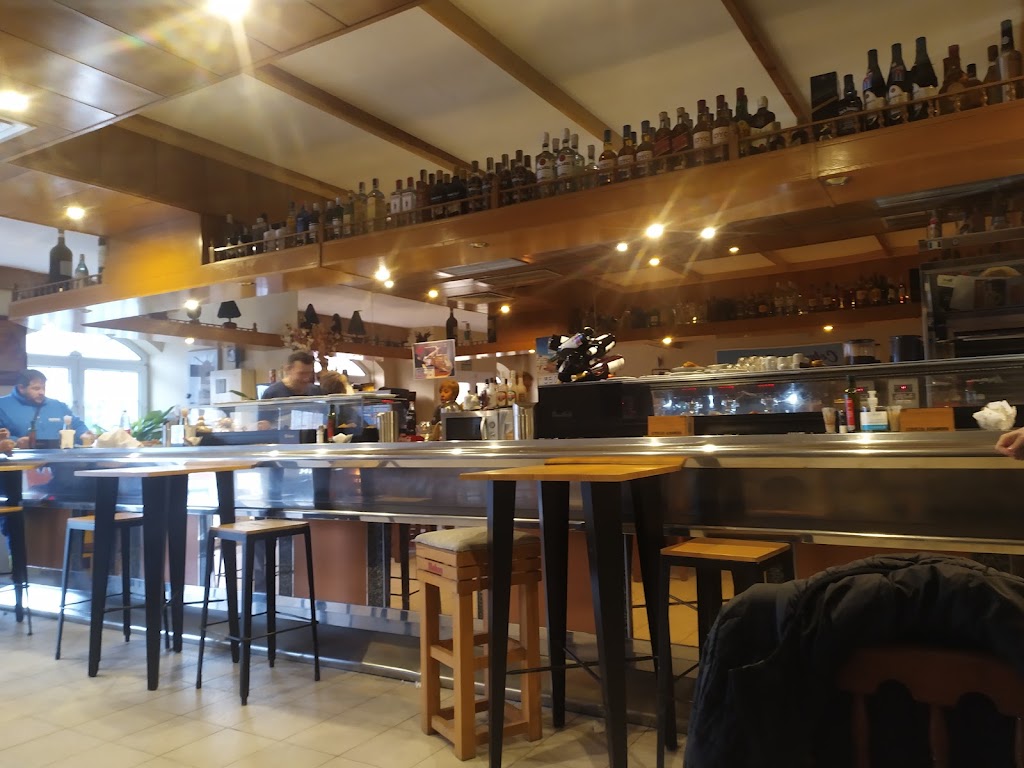 Bar restaurante Los Pinos — Ambiente