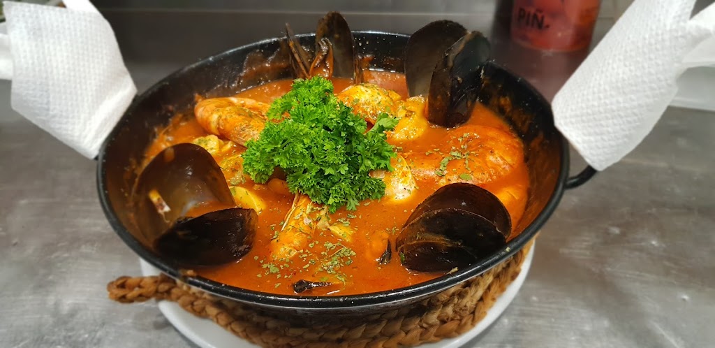 Restaurante Rincon del Sabor — Comida y bebida
