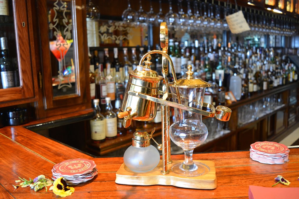Museo del Whisky — Comida y bebida