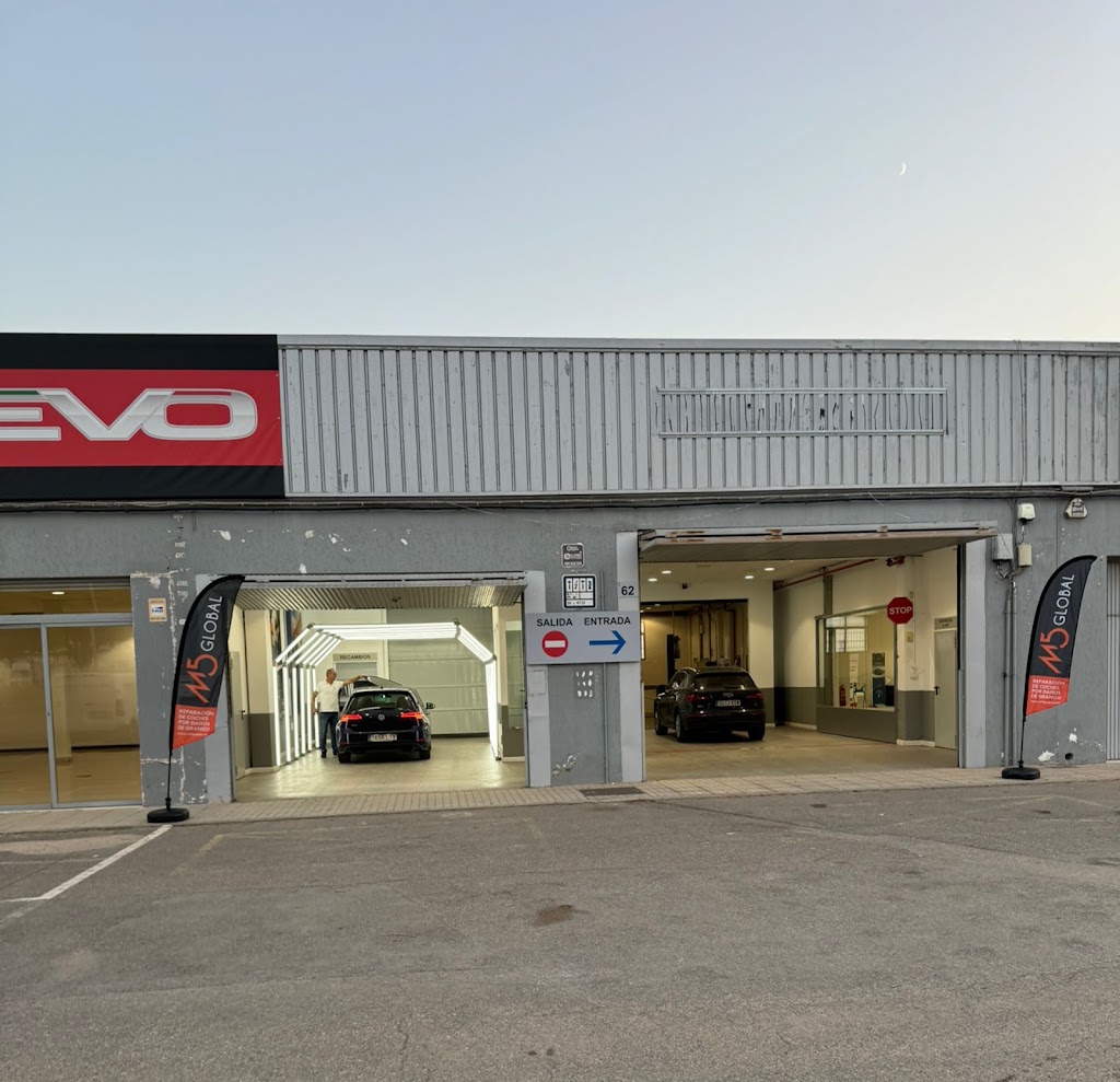 M5 Chapa y Pintura — Exterior