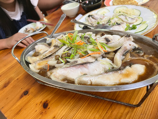 麗園鱘龍魚鱒魚餐廳 的照片