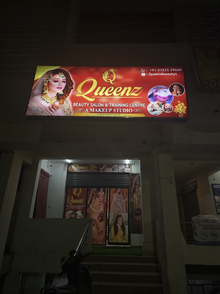 Queenz Beauty Salon Training Centre A Makeup Studio