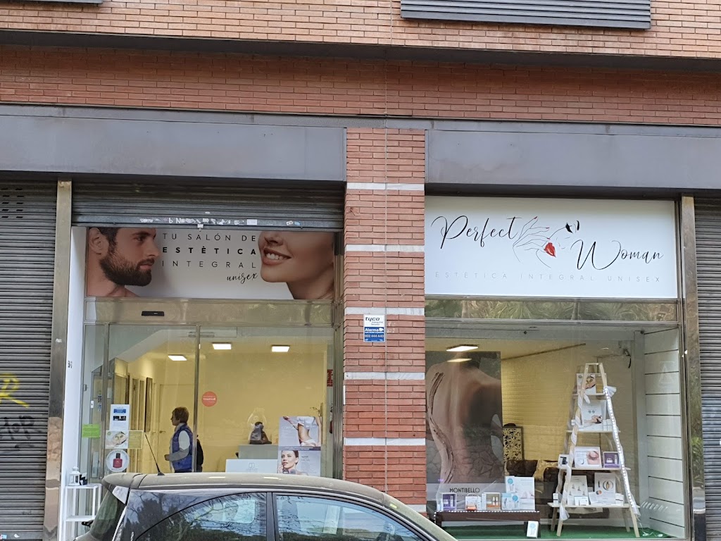 Perfect Woman — Exterior