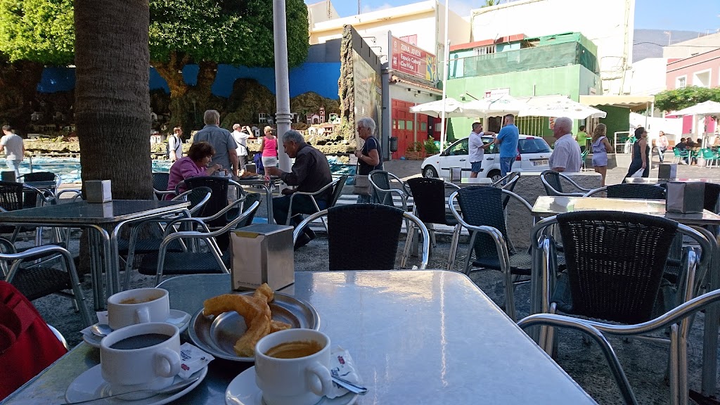 Churreria y Chocolateria El Guanche — Ambiente
