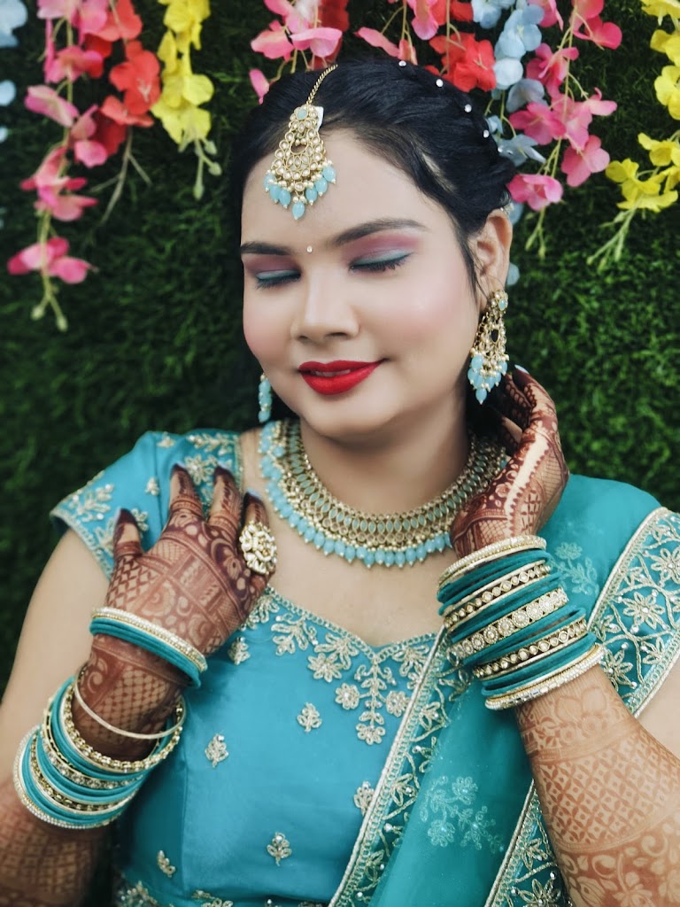 K P Glamour Makeup Salon Academy