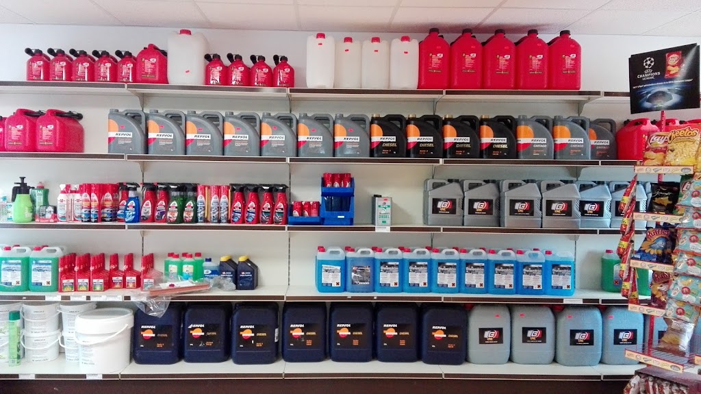 Gasolinera Hijos de Aproniano Martin — Interior
