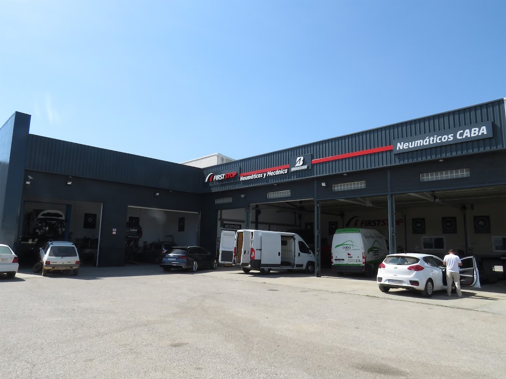 Neumaticos CABA Zafra Poligono | Servicio 24h