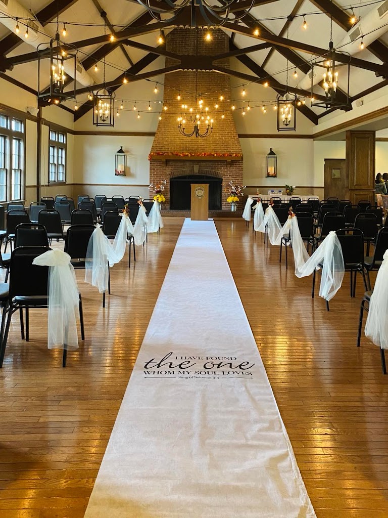  Meadowbrook Country Club