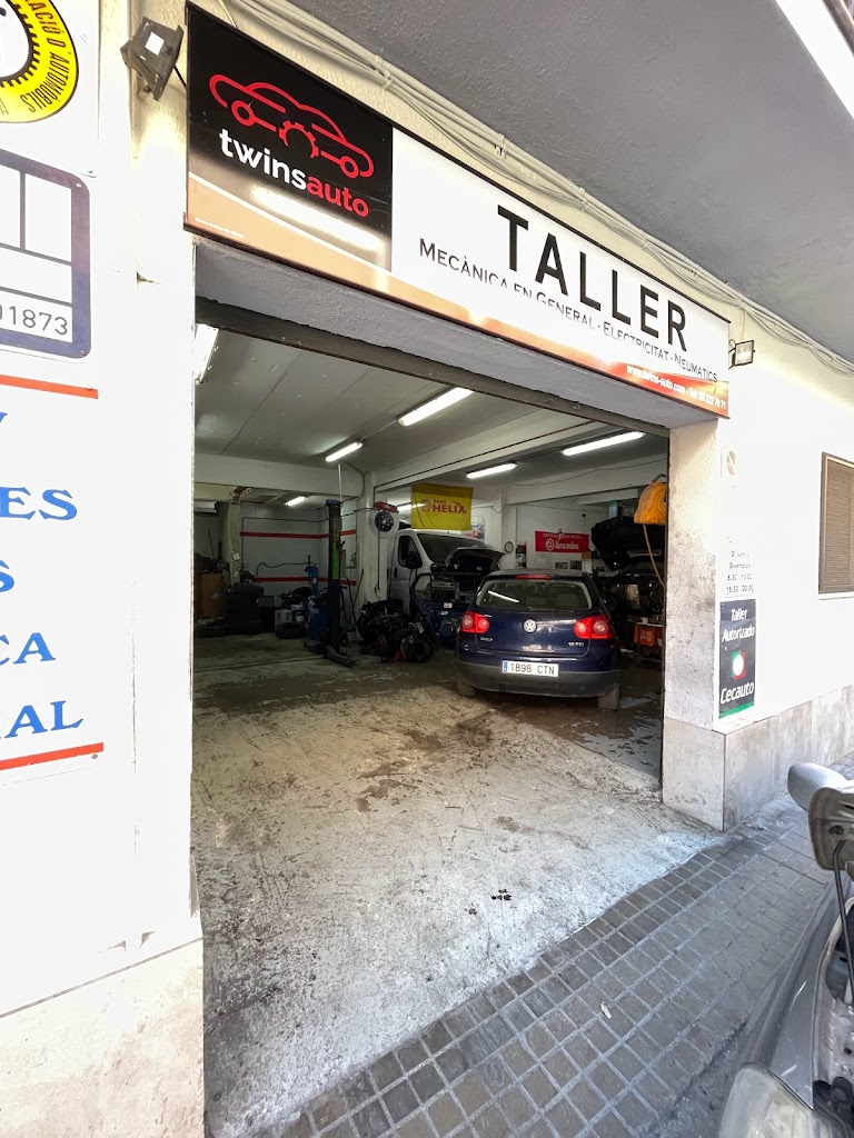 Taller Twins Auto — Exterior