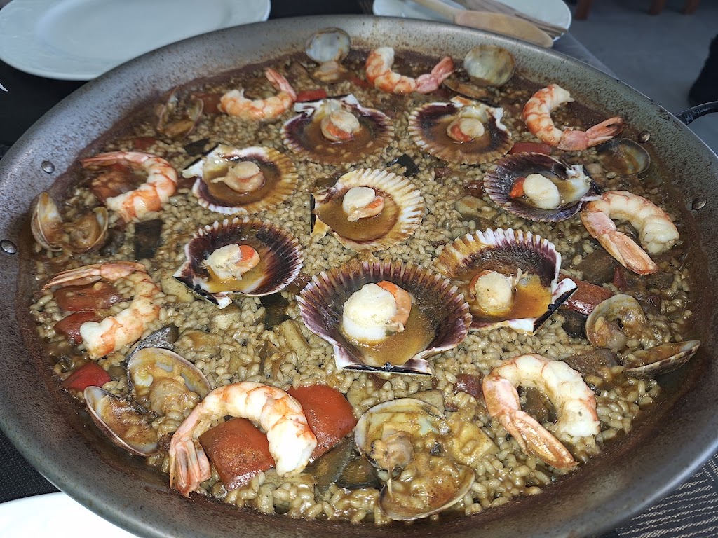 La Barraca del Delta — Comida y bebida