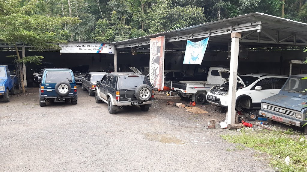 BENGKEl MOBIL YULI