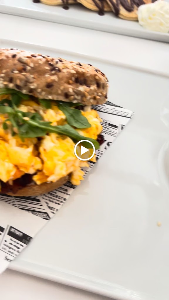 Cafeteria Arrebol — Videos