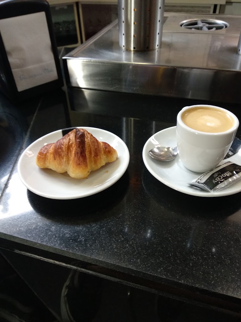 Cafe bar Trasiego — Comida y bebida