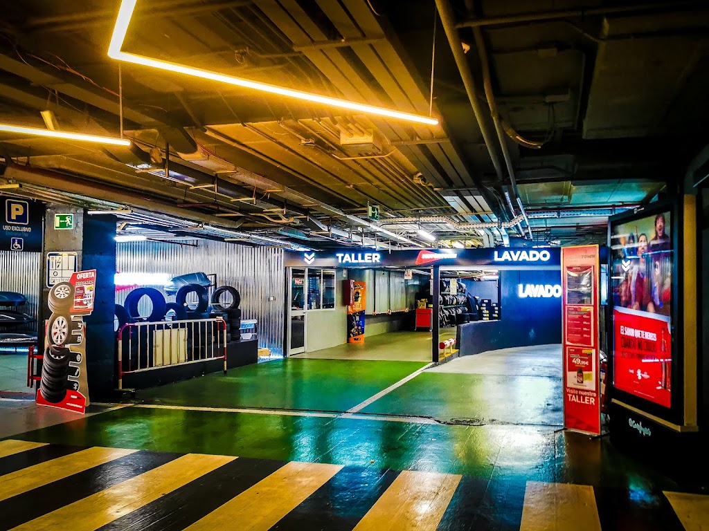 Taller MotorTown San Jose de Valderas — Interior
